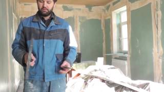 как шпаклевать стены. первый слой.