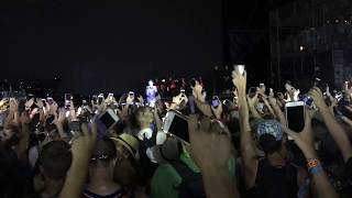 LORDE sings Liability at Bonnaroo 2017