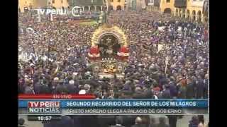 Presidente Humala cargó las andas del Señor de los Milagros