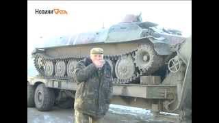 Первомайські волонтери знову допомогли з ремонтом машини