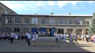1 сентября гимназия  2015г  г Кировск ЛНР 11 класс - вальс