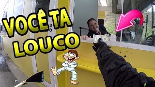 REAÇÃO DA MULHER QUANDO TENTEI PAGAR PEDÁGIO 1 DÓLAR ???