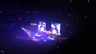 Jay-Z- Empire State of Mind (Watch The Throne Tour) Live @The Verizon Center Washington, D.C. 11/3
