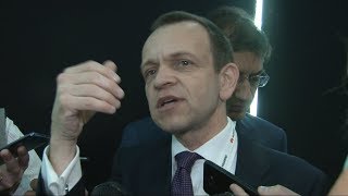 Oi vai vender 10 datacenters e 8 mil imóveis para gerar caixa