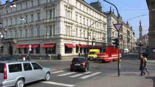 Tramvaj mazací...Mazavka u Národního divadla 24.03.2015.