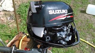 Suzuki DF 2.5 Замена масла / первый опыт / лодочный мотор