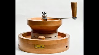 мельница ручная с каменными жерновами Grain Mari