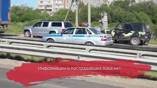 2 жестких аварии: "Лада" влетела под тягач и перевернувшийся лесовоз: ВИДЕО
