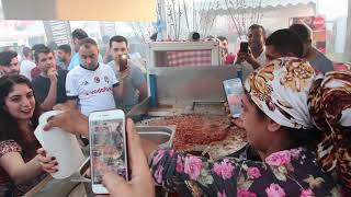ADANA LEZZET FESTİVALİNDE TOSTÇU MAHMUT İZDİHAMI 2018..HİPNOZ ETKİSİ..