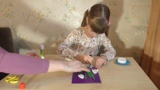 Как сделать открытку маме своими руками на ДР. Подснежники. Аппликация из бумаги.