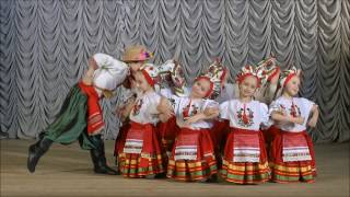 Шуточный танец "Хозяюшки"