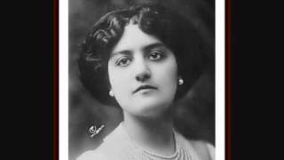 Soprano - CARMEN MELIS - Tosca "Vissi d'arte"