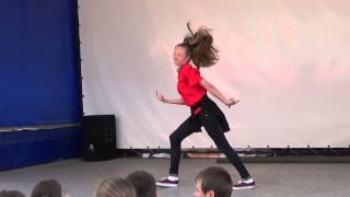 Сольный современный танец "Зарисовка из жизни танцора" - Лена Осадчая (Dance School SOL)