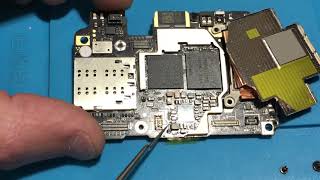 Xiaomi MI A2 не включается. Не заряжается