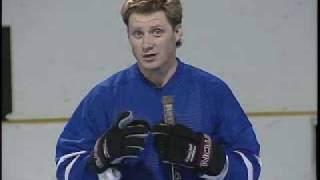 Roller Hockey Shooting Tip from Bobby Hull