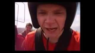 прыжок с крыши СЛАВИК НЕЗАМЕНИМЫЙ!