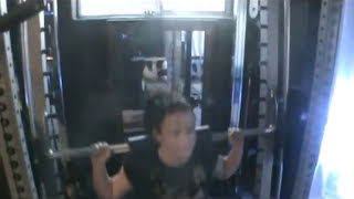 Female Bodybuilder | SQUATS