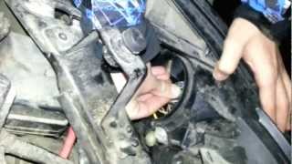 Замена лампочек в фарах Renault Fluence
