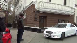 Красноярские Posse, в ожидании группы Scooter  у отеля в городе Красноярске 22.10.13