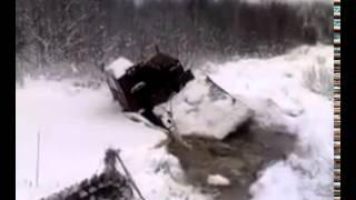 OffRoad 4х4. ЖЕСТЬ(( Как утопить себя трактор (трелевочник) за 20 секунд(