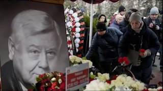 Олега ТАБАКОВА ПОХОРОНИЛИ на Новодевичьем кладбище