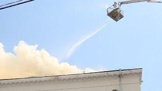 В Краснодаре на улице Мира произошел пожар в жилом доме