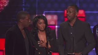 XXXTentacion’s Mother, Cleopatra Bernard, Accepts Award for Favorite Album - Soul/R&B - AMAs 2018