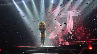Shania Twain - Man! I Feel Like A Woman live in Austin, Texas - Frank Erwin Center - August 9, 2015