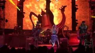 Mad T Party Band, Ho Hey / Raise Your Glass