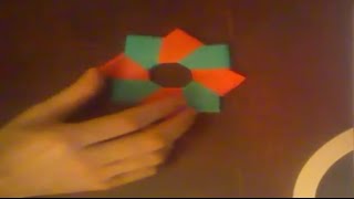 Как сделать красивое украшение из бумаги на Новый Год / Origami New Year decoration