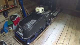 МЕНЯЮ ТРОС ГАЗА НА МОТОСОБАКЕ / БЫТ В ДЕРЕВНЕ.