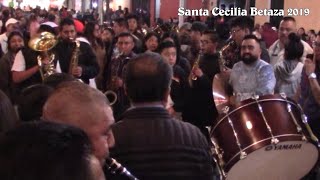 Recepción de la Banda Filarmónica de San Melchor Betaza. Santa Cecilia Betaza 2019.