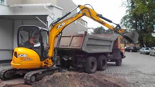 Может ли миниэкскаватор загрузить самосвал? - miniex39.ru