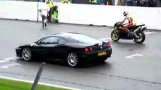 Ferrari VS aprilia italie dag 2007 tt-assen