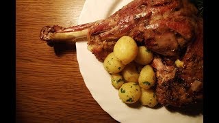 Ножка индейки в рукаве-пальчики оближешь