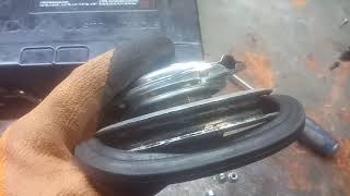 Снегоуборщик не едет,замена #фрикционного диска Snow blower does not ride, replacing # friction disc