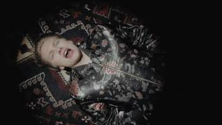 Kauriinmetsästäjät feat. Vesta - "Revi mua"