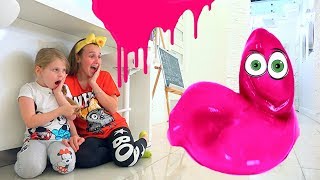 Живой Лизун! Дана и Диана сами сделали живой лизун