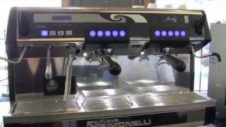 Crew Review: Nuova Simonelli Aurelia Commercial Espresso Machine