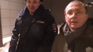 Красный кит получит хит.