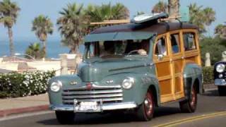 Highway 101 Woodie Car Cruise Oceanside Pier | 2009 Wavecrest Woodie Car Show