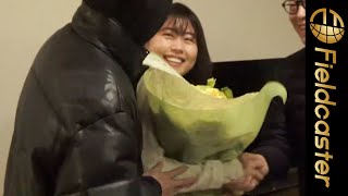 菅田将暉、有村架純に熱いハグ!!映画『花束みたいな恋をした』