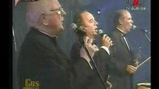 Opus Cuatro en Cosquín 2008 - "Piedra y Camino" (A.Yupanqui)
