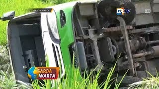 MAGETAN - Bus Rombongan Arisan Asal Ngawi Masuk Jurang Tiga Orang Tewas