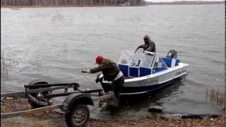 Погрузка лодки на прицеп