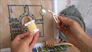 Вышивка крестом. Сэмплер Gathering honey из журнала Cross Stitch and Country Crafts