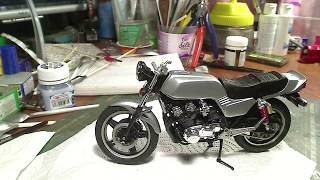 Стендовый моделизм. HONDA CB750F CUSTOM TUNED 1/12 ч6