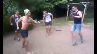 Прикольная нарезка.Танцоры от Бога.Прикольные танцы на улице