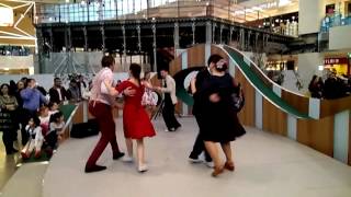 Красны платьица. Уроки танцев в "Меге". 8.03.2017