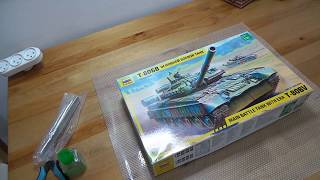 Сборка модели танка Т-80БВ "ЗВЕЗДА" 1/35. Нижняя часть корпуса.